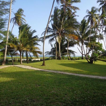 Simba & Oryx Cottages Playa de Diani Exterior foto