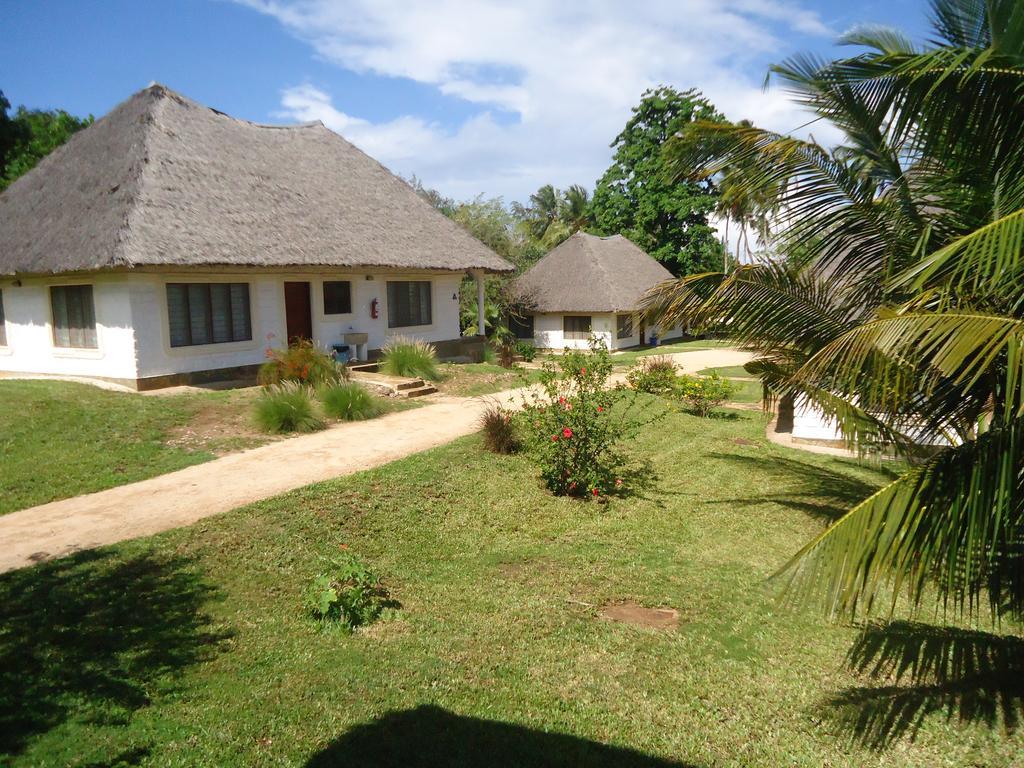 Simba & Oryx Cottages Playa de Diani Habitación foto